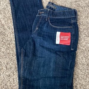 NWT Levi’s “Perfect Waist” Straight Leg Women’s Jeans (Size 4)
